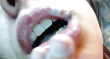 sex hiroto Một cô gái nga có mối quan sex lon mup hệ với một Người Tây ban nha ở nước ngoài.