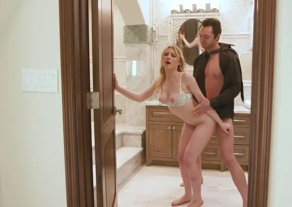 phim sex mỹ cực hay Anh nhân viên quảng cáo và người yêu ở nhà một mình đang thẩm du